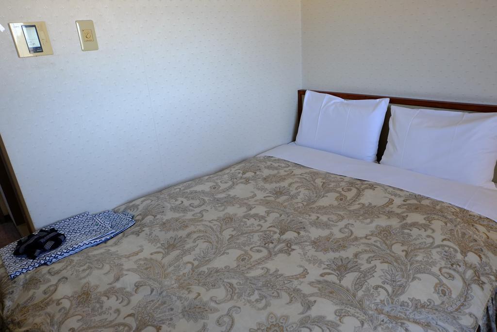 Hotel Fuyokaku Fujiyoshida Kamer foto